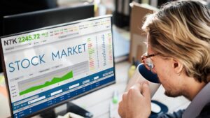 Describe how total job benefits and total employee compensation differ.