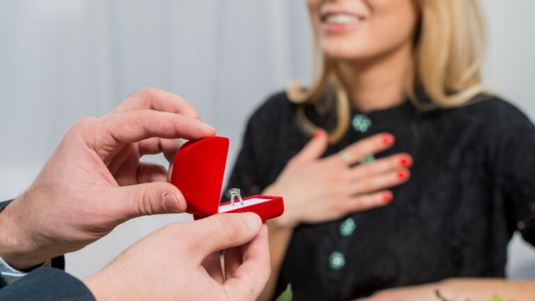 Top Engagement Ring Trends You Need to Know in 2025